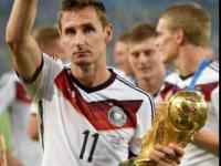 CCTV16直播国安VS申花！蒙哥马利“疯狗式”打法，司机对攻必拉胯