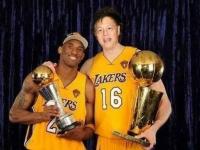 摩纳哥与里昂的对决：法甲焦点战前瞻，谁将赢得胜利？