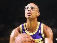 澳超球队墨尔本城首发名单公布