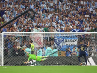 原创今日足球： 那不勒斯vsAC米兰 赫罗纳vs比利亚雷亚尔